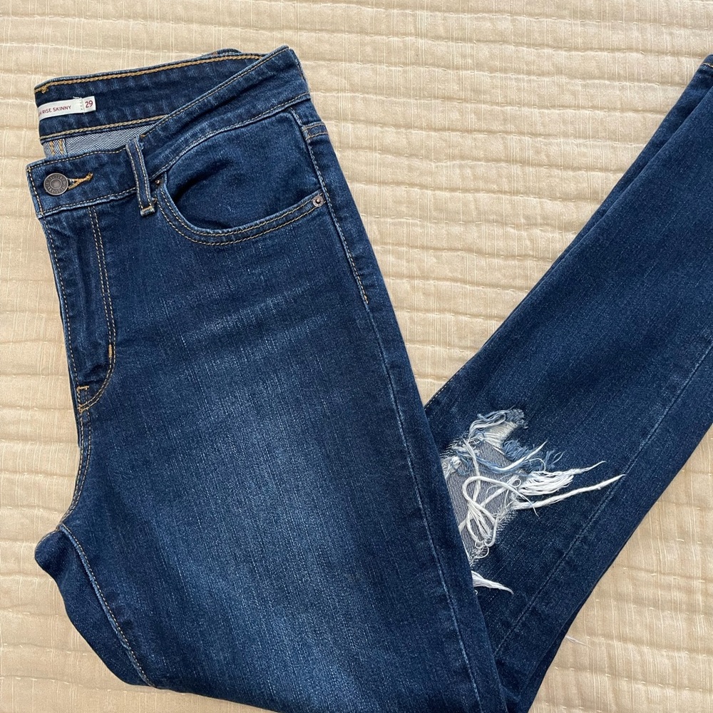 Levi’s “high Rise Skinny” - Picture 2 of 3